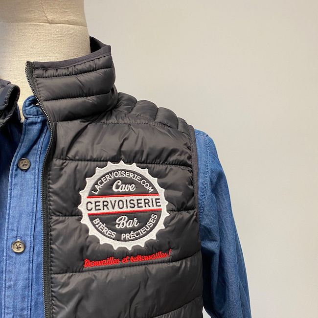 Cervoiserie - Doudoune sans manche personnalisée en broderie