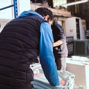 Camille CMP - Préparation de sweat personnalisé en flocage