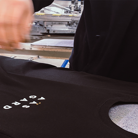 Teeshirt personnalisé en sérigraphie pour l'entreprise AASGARD