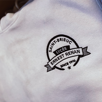 Sweat brodée pour Ernest Renan