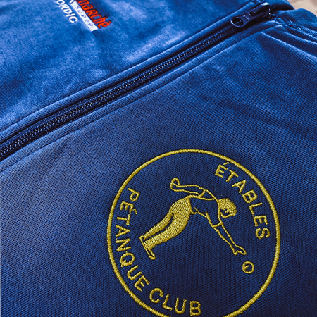 Étables pétanque club tenue de sport