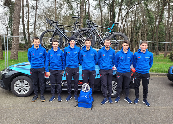 Tenue de sport personnalisée pour club de vélo