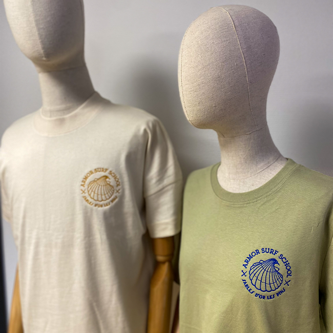 Armor Surf School - Tee-shirts personnalisés en broderie