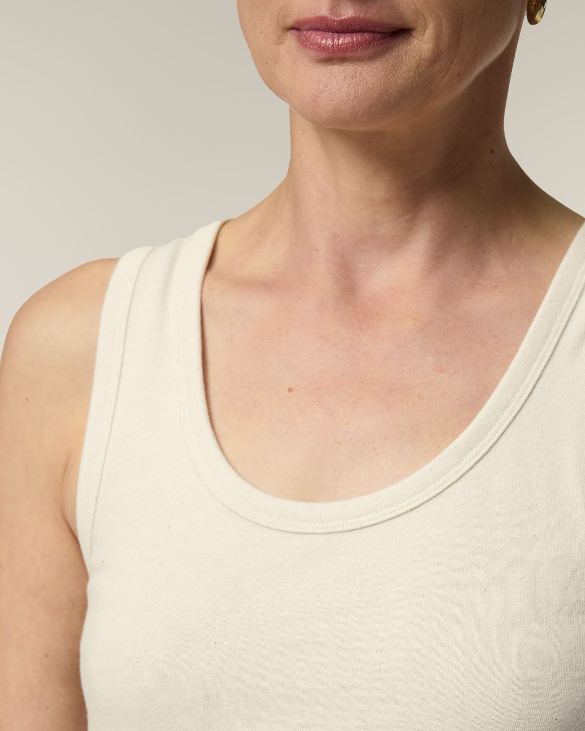 Stella Ava_Natural Raw_Studio_Front_Detail_1